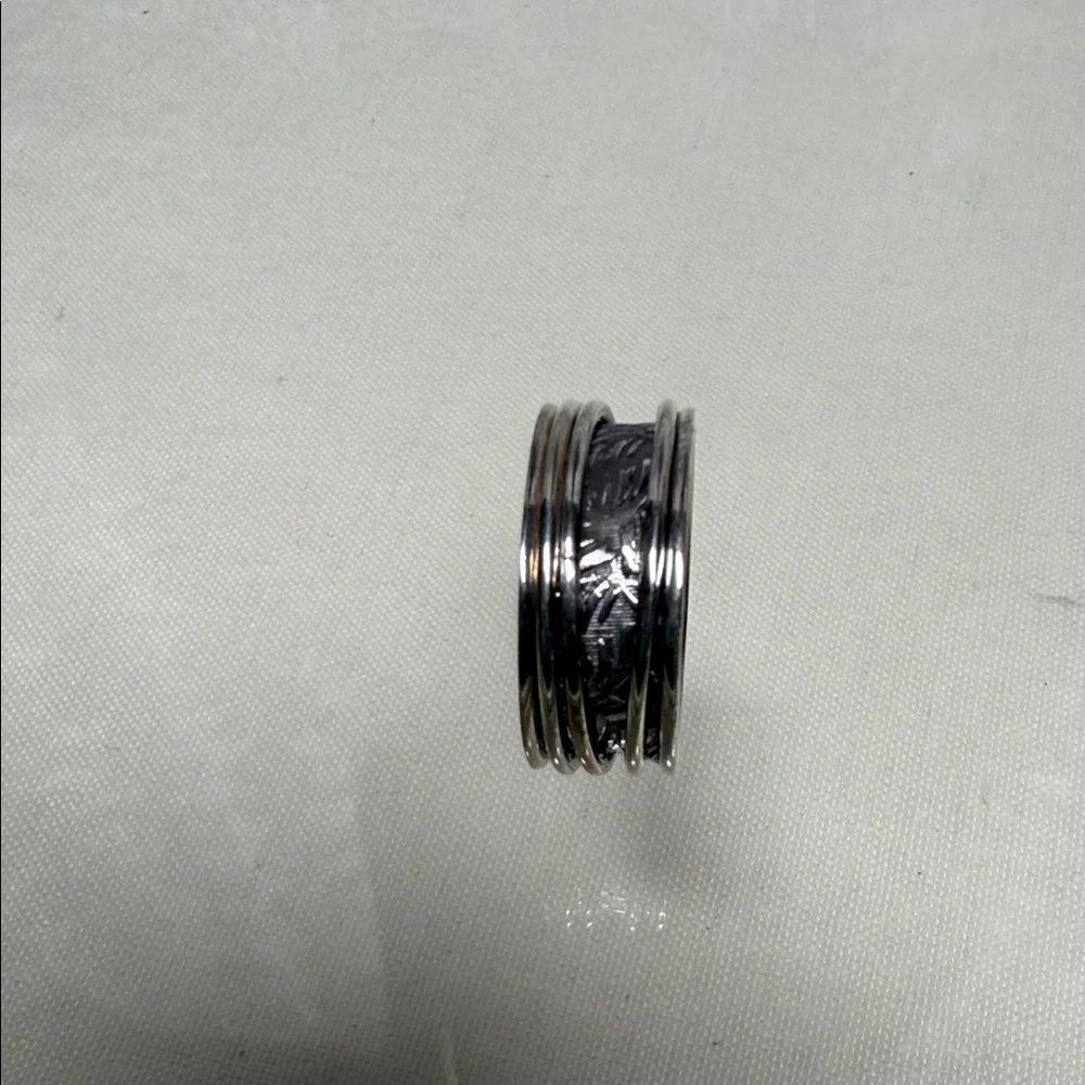 Sterling Silver D’joy Spinner Band Ring size 9 (Fidget Ring) UNISEX
